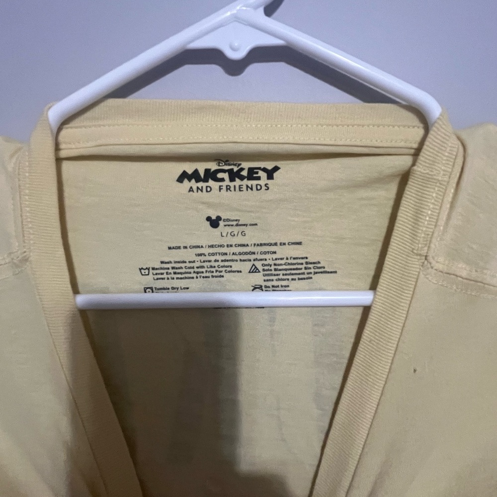 Disney Men's Mickey and Friends Yellow T-Shirt Characters Making‎ Funny Faces L - Picture 3 of 6